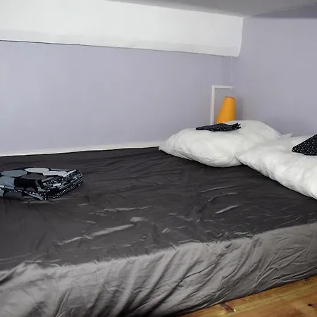 Apartment Dou Gouvernou *